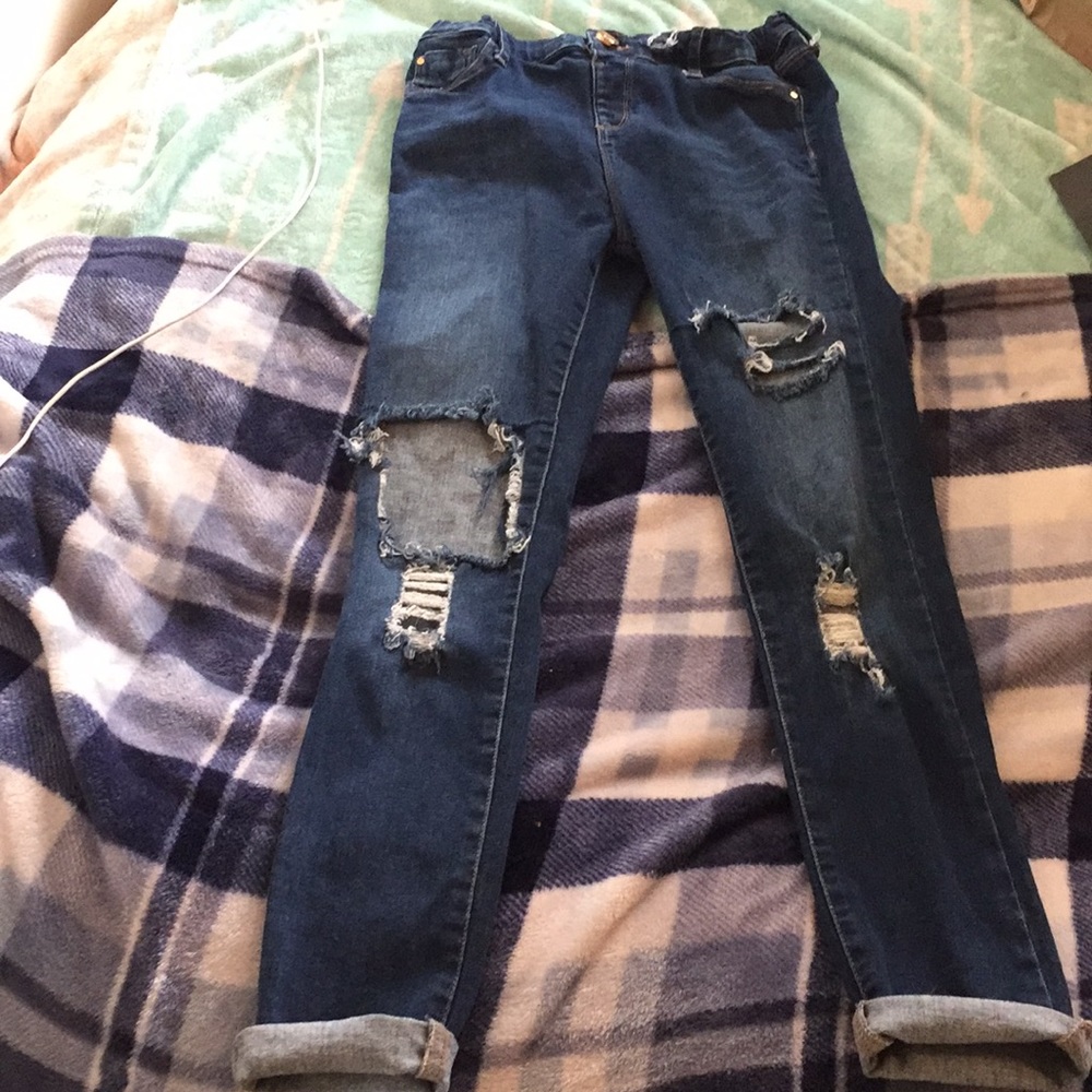 Dark blue Jeans